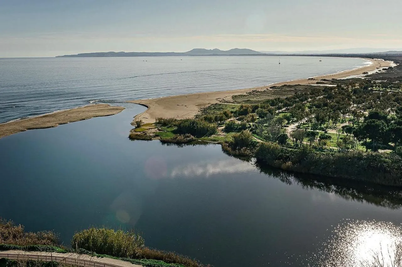 Sunset Beach D-Luxe Empuriabrava Spain